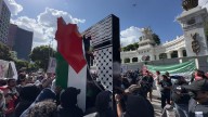 Colocan antimonumento a favor de Palestina frente a edificio de SRE