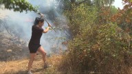 La solidaridad que surge entre el fuego: vecinos y desconocidos se movilizan para ofrecer ayuda a quienes lo han perdido todo