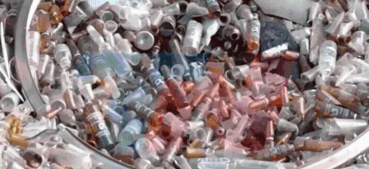 Hallan montañas de ampollas en el laboratorio investigado por el fentanilo contaminado