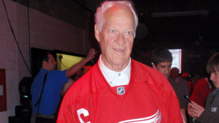 Mennonite Hockey Players Forbidden from Completing 'Gordie Howe Hat Trick'