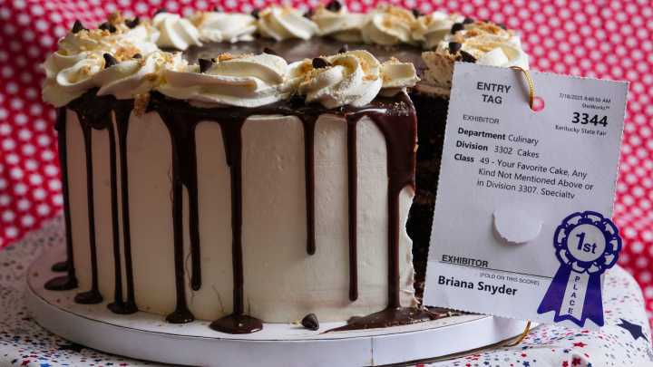 SEE IT: ‘Your Favorite Cake’ winner at 2025 Kentucky State Fair