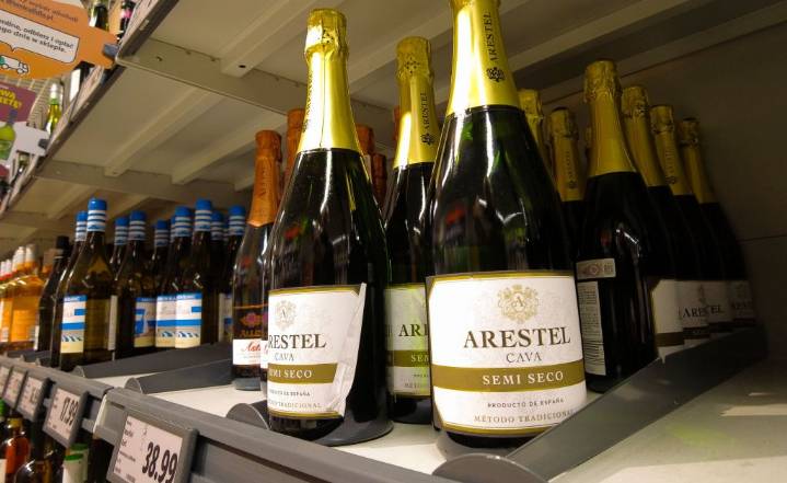 Fewer Americans Are Drinking Alcohol