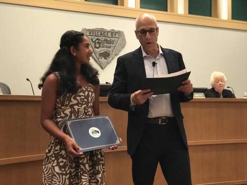 Buffalo Grove recognizes resident volunteer efforts
