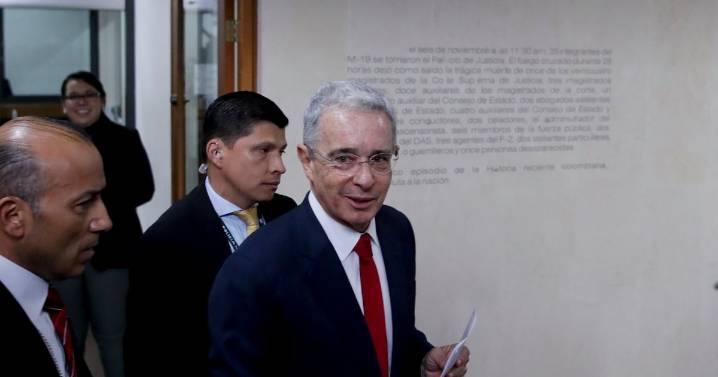 Tribunal Superior de Bogotá ordena la libertad inmediata de Álvaro Uribe