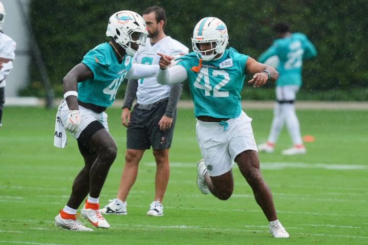 Dolphins' Grayson Murphy knows how to get to the QB