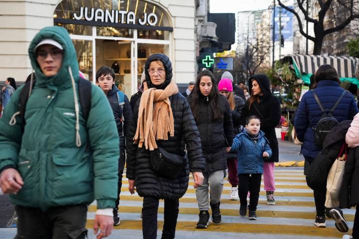 Alertan que el frío volverá a sentirse hoy "en casi todo el país"