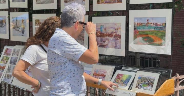 Tax-Free Weekend brings scores of shoppers to Open Newbury Street in Boston