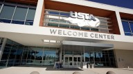 The group in charge of tennis in the US is starting its first coaching program