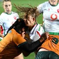 Women's Rugby World Cup to adopt flashing mouthguards to signal head impact