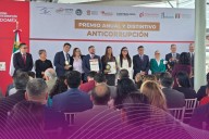 Entregan el Distintivo y Premio Anticorrupción al OSFEM y el IMEVIS