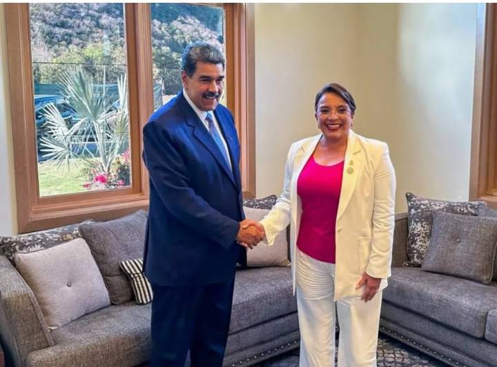 Vicecanciller de Honduras le renunció a Xiomara Castro por apoyar a Nicolás Maduro