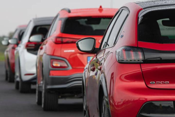 Consolidation Among Automakers Is Increasingly Likely: The Stellantis 'Bull' Case (STLA)