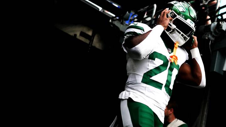 Aaron Glenn: Jets won't be trading Breece Hall