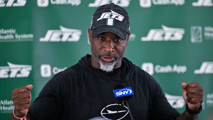 Jets pull off trade with former Aaron Glenn rival to land $15M defender