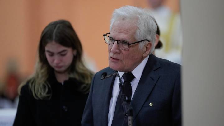 Padre del asesinado senador Miguel Uribe Turbay ocupará su lugar en la disputa presidencial