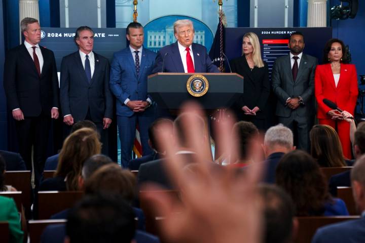 Trump nombra a un economista conservador para dirigir la Oficina de Estadísticas Laborales