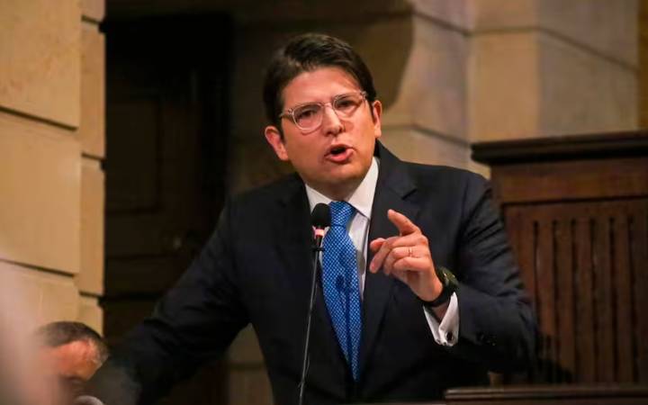 Miguel Uribe Turbay, el precandidato presidencial provida cuya brillante carrera política truncó un asesinato