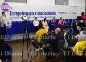Entregan apoyos a estancias infantiles