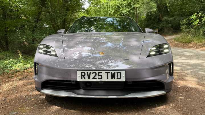 The Porsche Taycan 4S Cross Turismo Is a Great Looking Performance EV