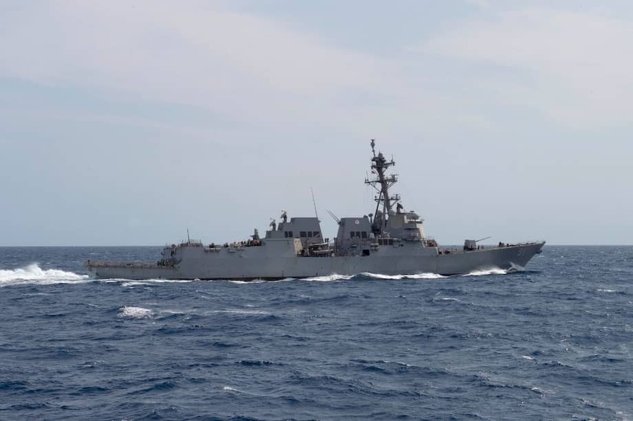 Un buque de Estados Unidos atraviesa Panamá hacia el Caribe para combatir redes de drogas