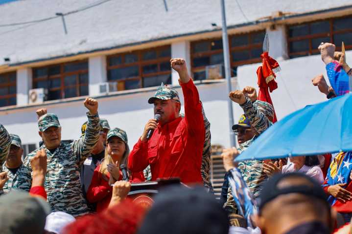 Zulianos atendieron convocatoria del presidente Maduro para alistamiento militar en defensa de la Patria