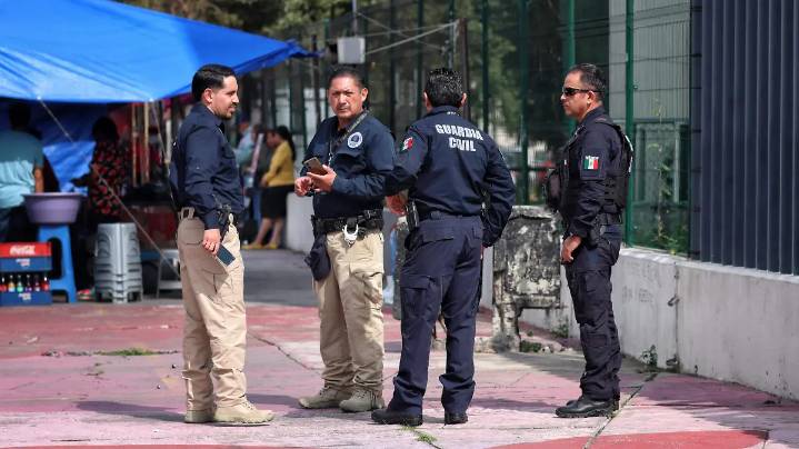 Silvano Aureoles, exgobernador de Michoacán, continúa evadiendo la justicia y deja plantado a juez