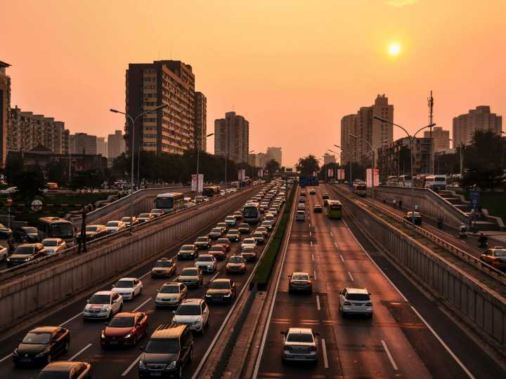 Multas de tránsito en Florida 2025: las nuevas sanciones que pueden costarte hasta US$ 5.000