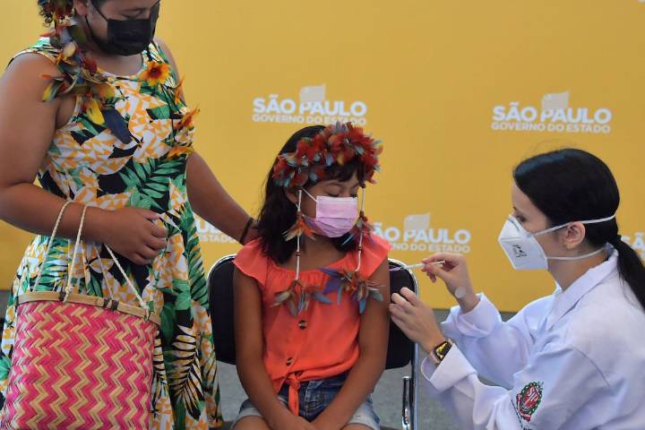 ¿Por qué Estados Unidos sanciona funcionarios brasileños por programa médico?