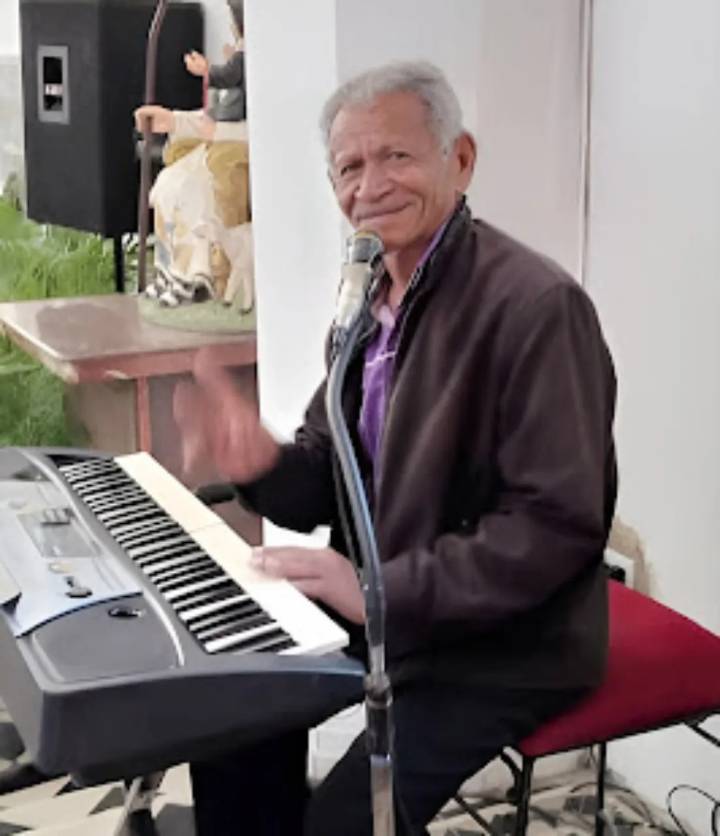 Emilio Padrón: El Hombre, la Música y el Amor que nos Queda