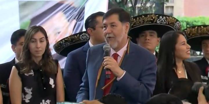 Austeridad, migración y unidad de Morena, entre los temas abordados en doble informe de Noroña en Casona de Xicoténcatl