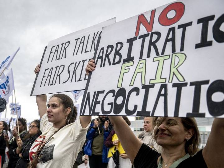 Air Canada flight attendants' strike will continue, union says