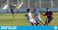 20:00 La CAI goleó a USMA y quedó a un paso de cortar la sequía de títulos en el fútbol comodorense