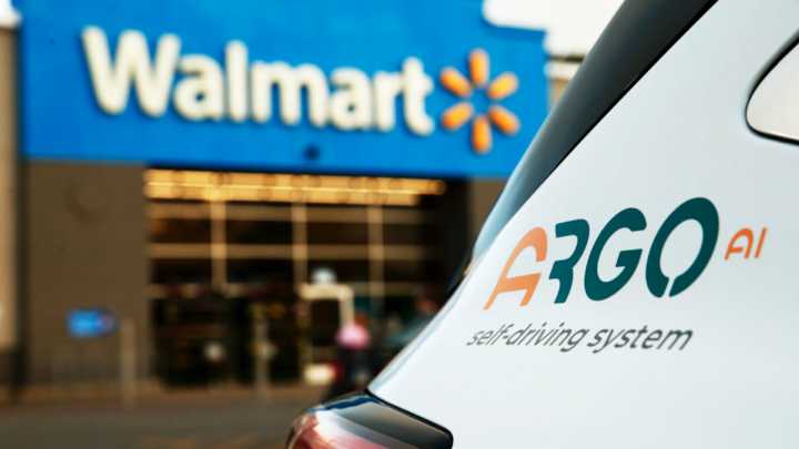 Walmart gana en EU demanda de accionistas relacionada con opioides