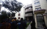 Presidenta de Perú reacciona contra allanamiento de casa de hermano