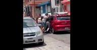 Reportan violento robo de camioneta en la colonia Santiaguito de Morelia [VIDEO]