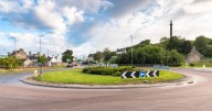 Motorist's 'genius' roundabout method sparks debate for 'rude' flaw