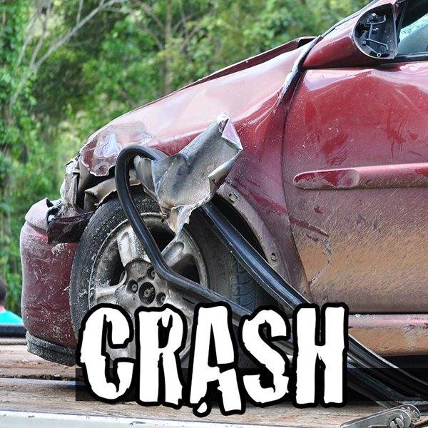 Pembroke crash sends Elkton man to hospital