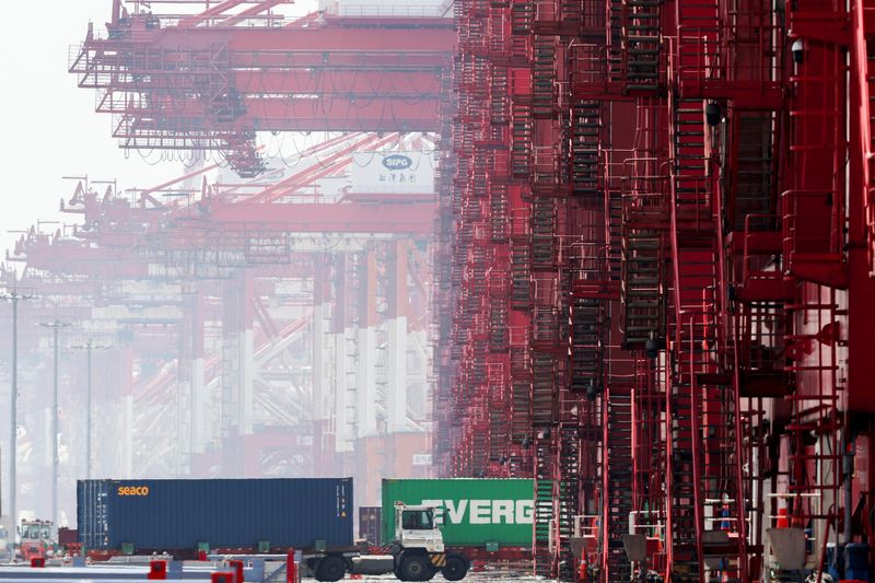 Mexico set to raise tariffs on imports from China, Bloomberg News reports
