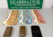 Investigado por llevar más de 200 gramos de hachís entre su ropa