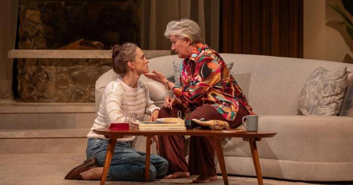 Dorset Theatre Festival ends its season with a tour-de-force production of 'Other Desert Cities'