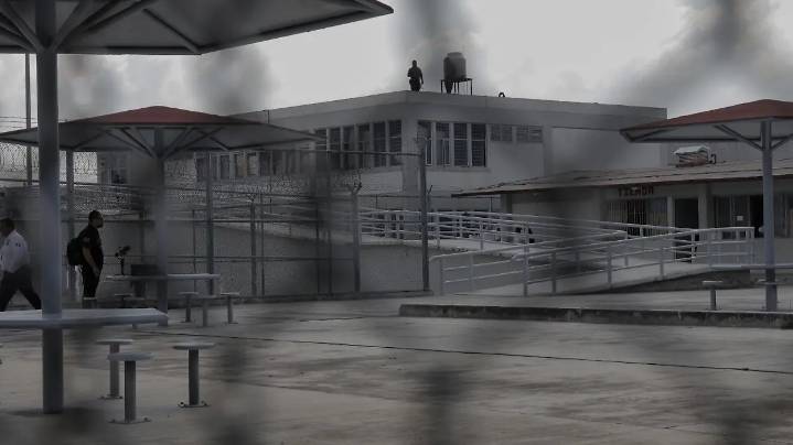 Detención en Jacona por orden vigente
