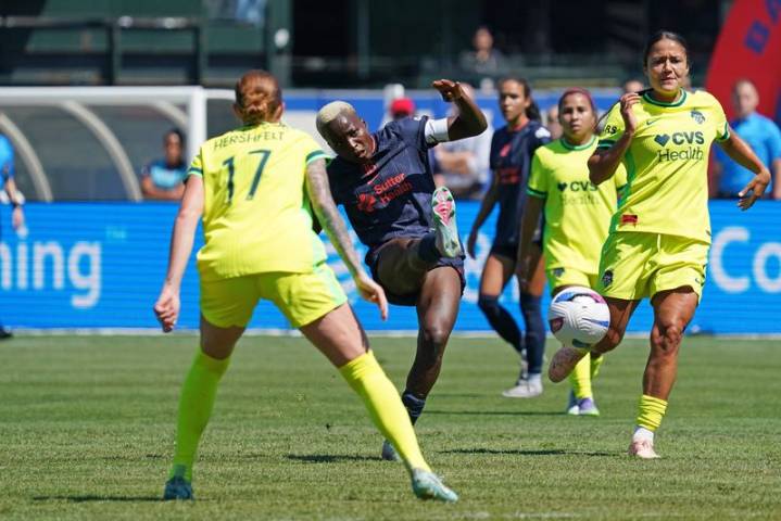 Washington Spirit hang onto lead to down Bay FC in front of record crowd