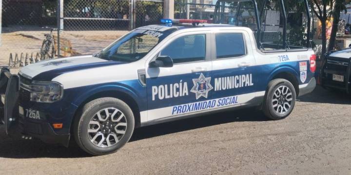 Defensa entrega 100 patrullas nuevas y firma convenio “para regresar la paz y tranquilidad a Sinaloa”
