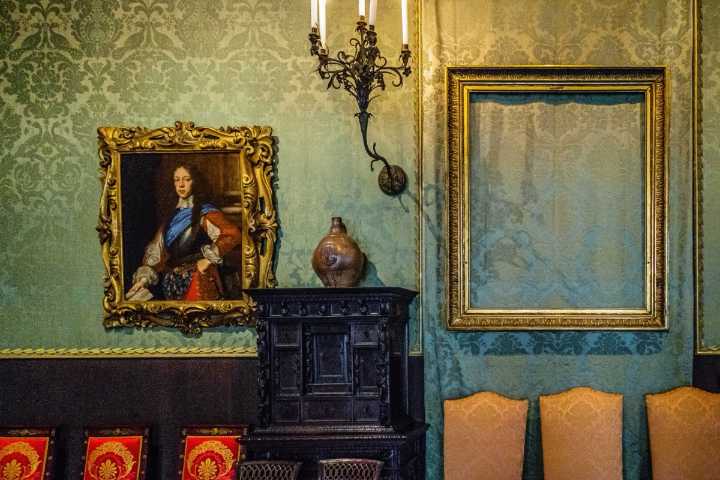 Fascinating blog covers the provenance of a painting stolen by the Nazis