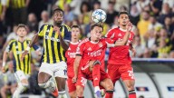 😮🇨🇴 Choque colombiano en Champions: Jhon Durán golpeó a Richard Ríos -
