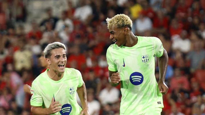 Gavi, lesionado, baja en el Barça y en la selección española