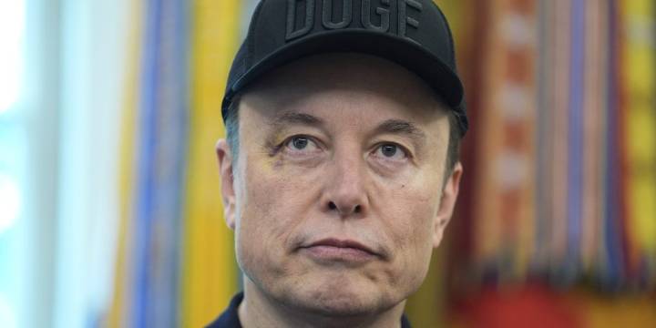 Musk sues Apple and OpenAI, accusing them of being 'monopolists' in AI space