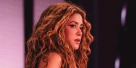 Shakira contó detalles de su nuevo atuendo diseñado por Versace: “Estoy obsesionada”