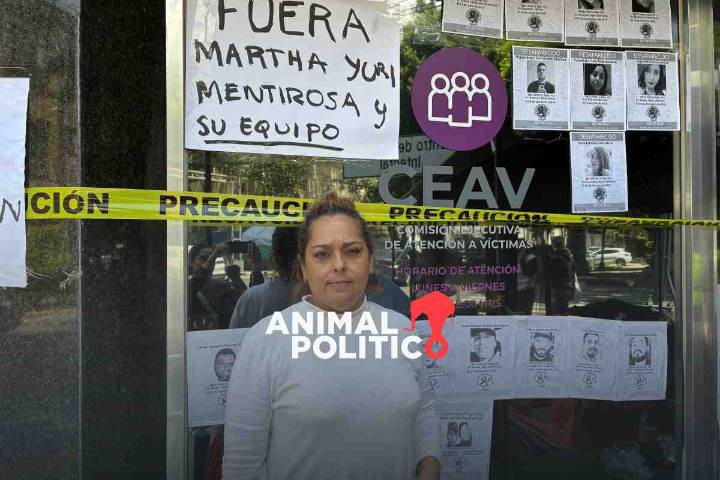 Plantón de víctimas cumple 10 días; exigen destitución de la titular de CEAV “porque no trabaja"