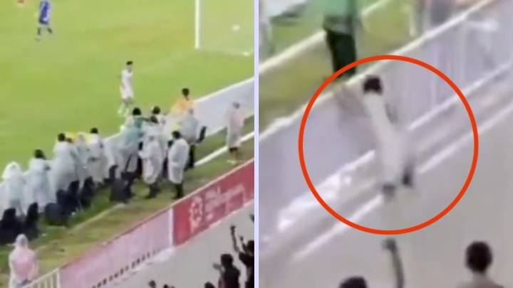 Futbolista cae a zanja de 3 metros de profundidad tras celebrar un gol en pleno partido